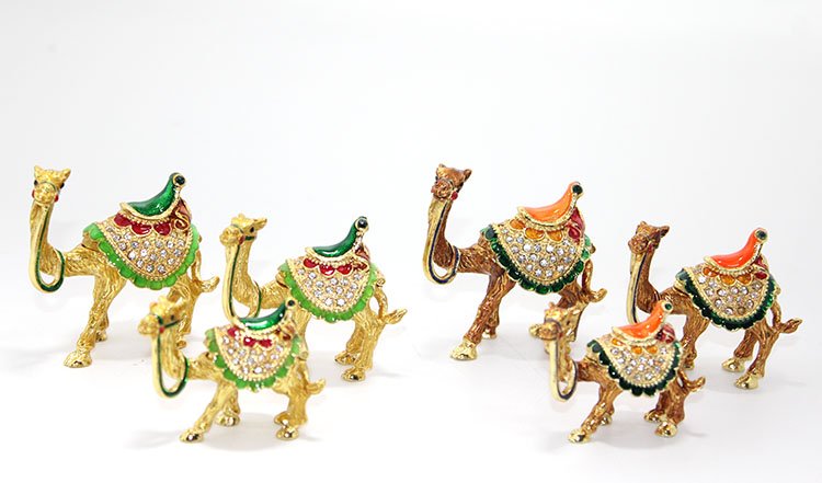 Swarovski Taşlı 3'lü Deve Figürü Model 2