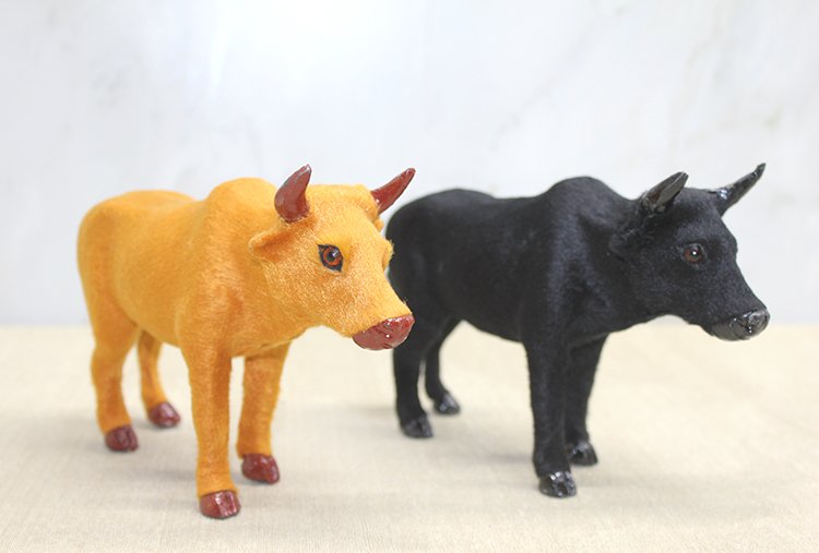 Tüylü Boğa Biblosu